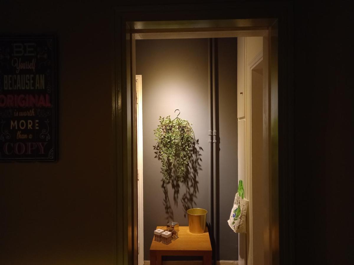 Fresh And Elegant Apartment, 9' From City Center Athen Exterior foto